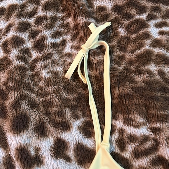 Old Navy Yellow Triangle Bikini Top - Picture 3 of 6